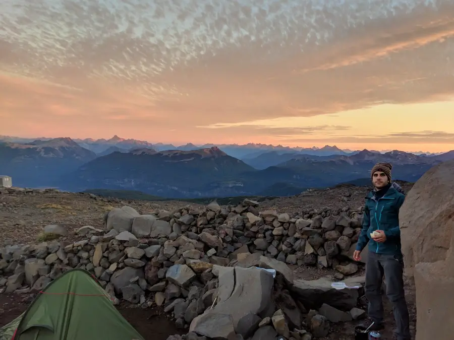 que llevar para acampar en la montaña
