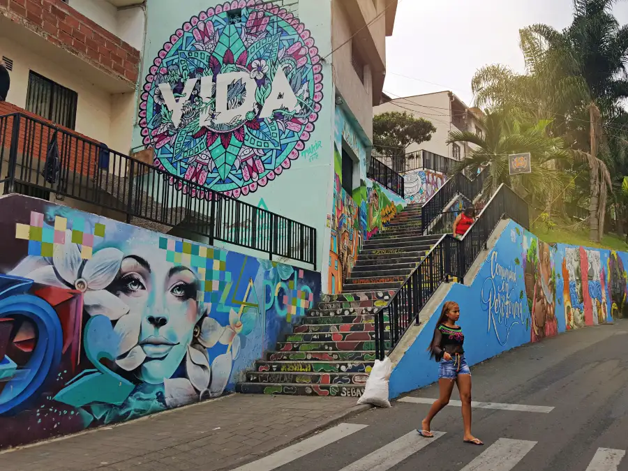 medellin comuna 13 viaje a colombia