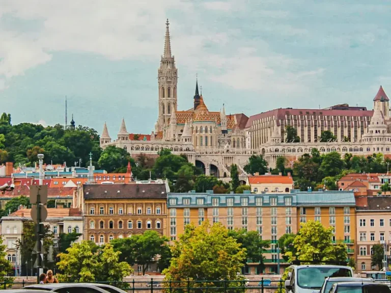 donde alojarse en budapest