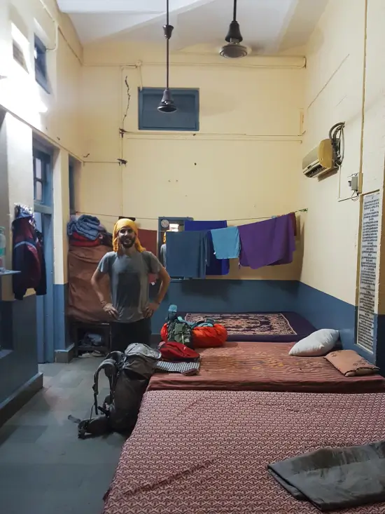 dormir en el templo dorado India