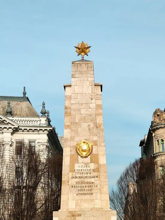plaza de la libertad budapest