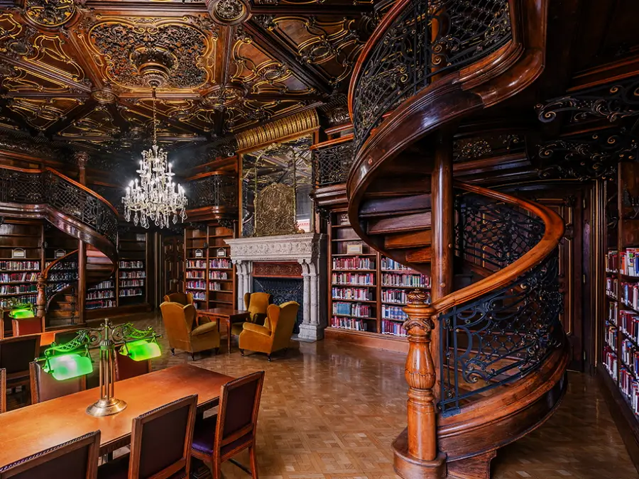 Biblioteca Ervin Könyvtár que ver en budapest en 4 dias