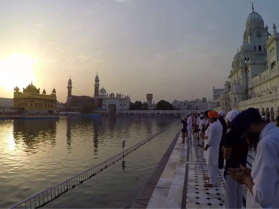 visitar el templo dorado amritsar