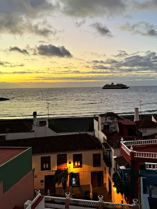 amanecer terraza hotel la palma