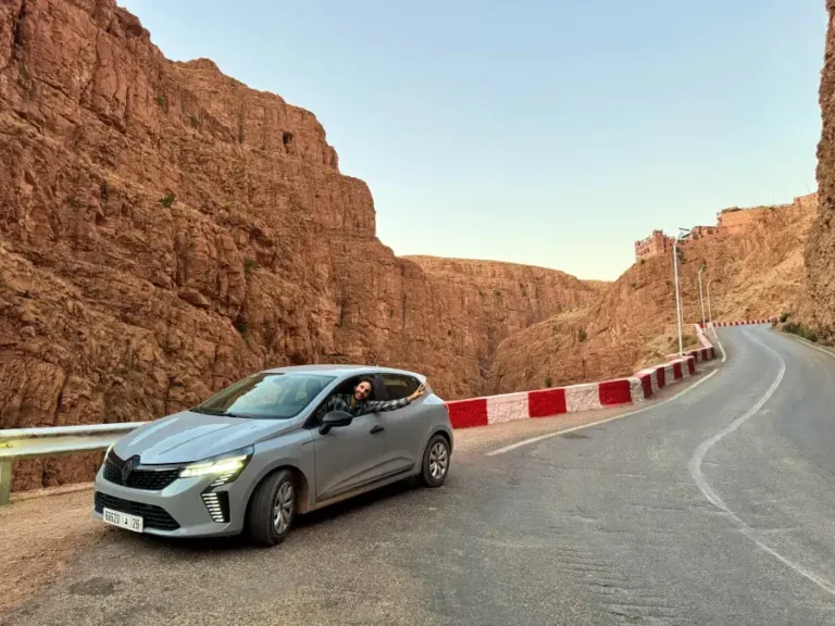 conducir coche alquiler marruecos