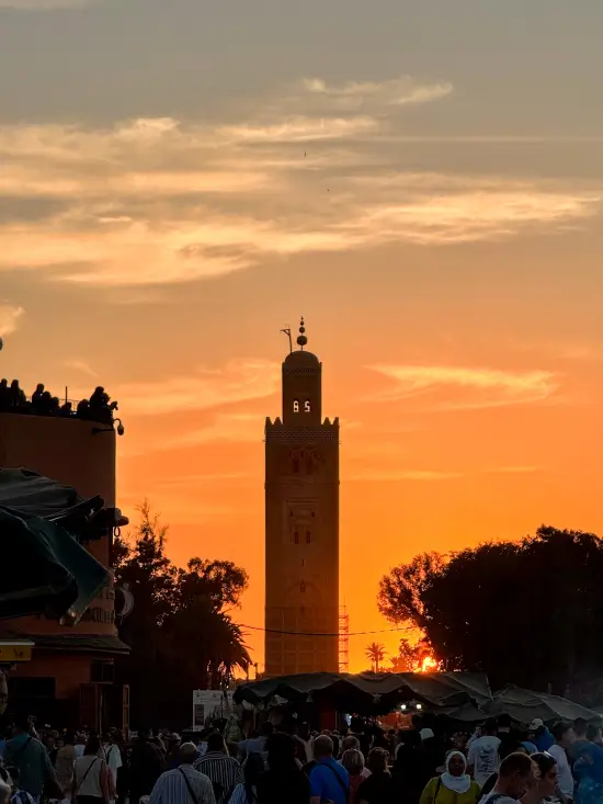 Plaza Jemma-el-Fna al atardecer