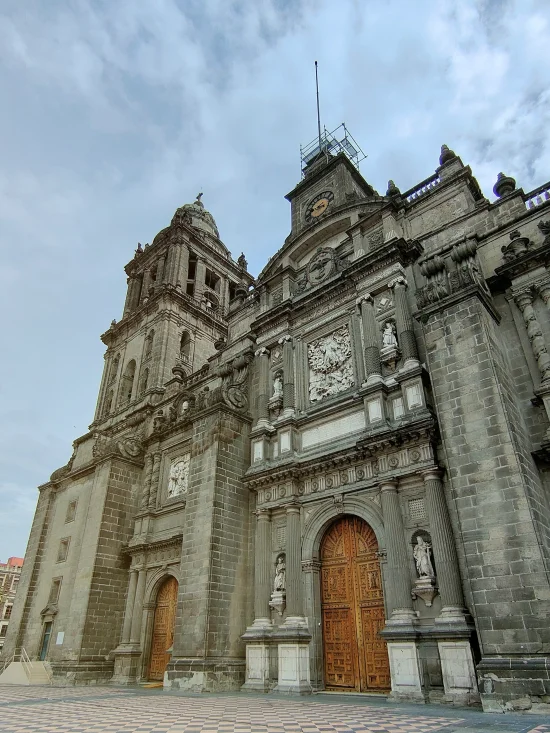 fachada catedral ciudad de mexico