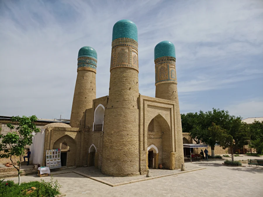 chor minor bukhara ruta de la seda uzbekistan