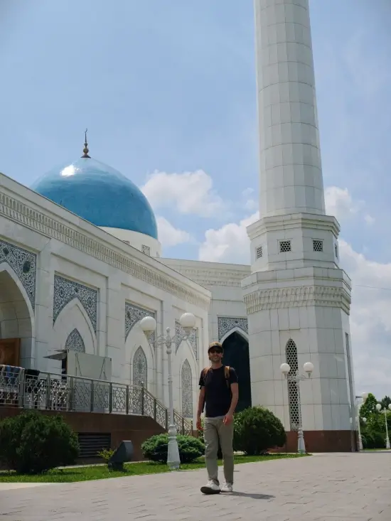 minor mosque mezquita blanca uzbekistan