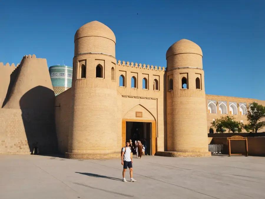 puerta oeste khiva