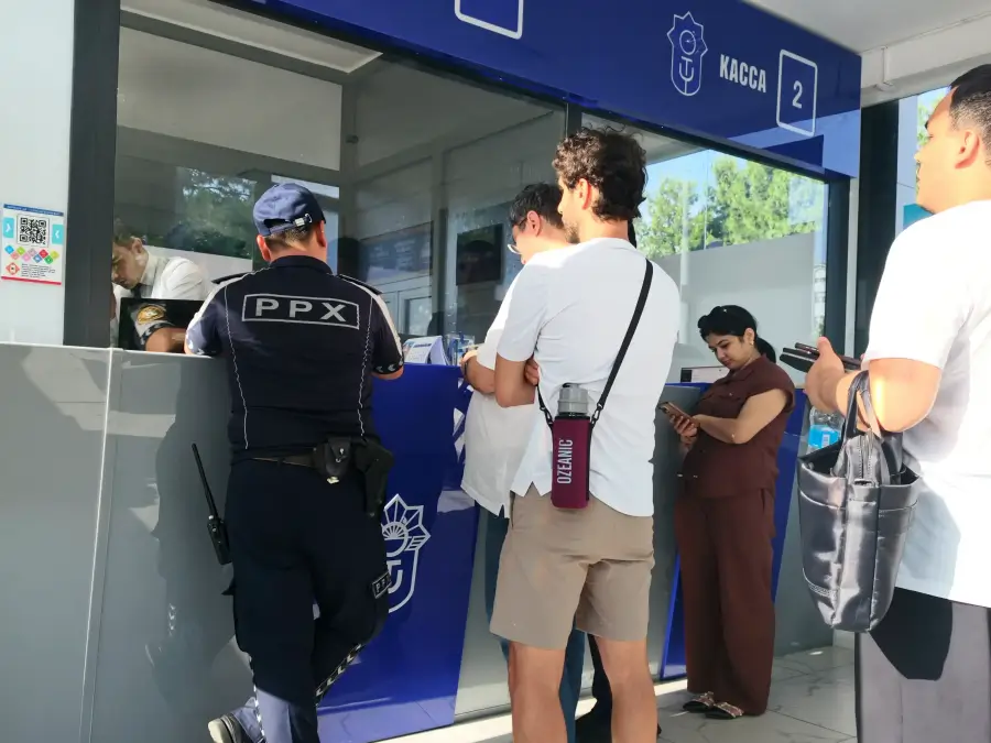 cambiar billete de tren uzbekistan