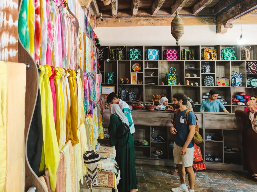 Tienda de seda en el Valle de Fergana