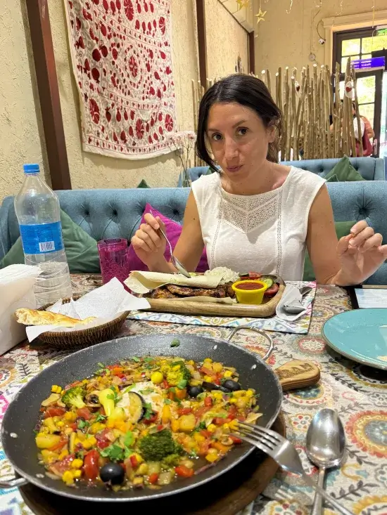 donde comer en nukus uzbekistan