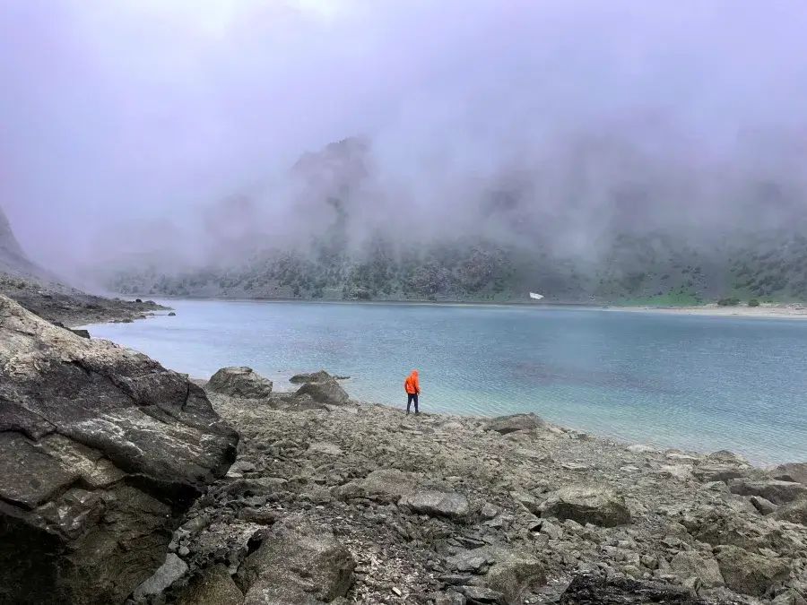lagos kulikalon fann mountains