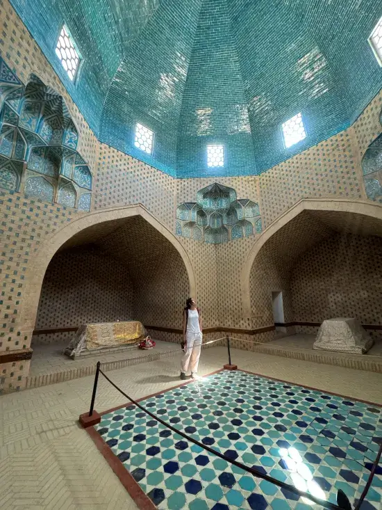 mausoleo necropolis mizdakhan uzbekistan