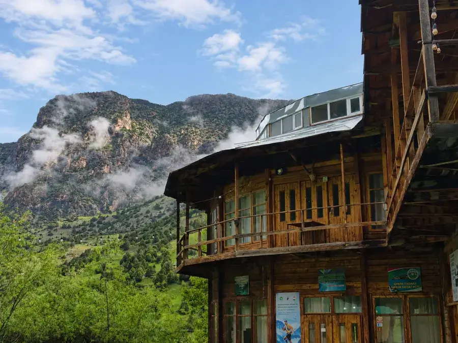 Artuch Alplager Hotel Tayikistan