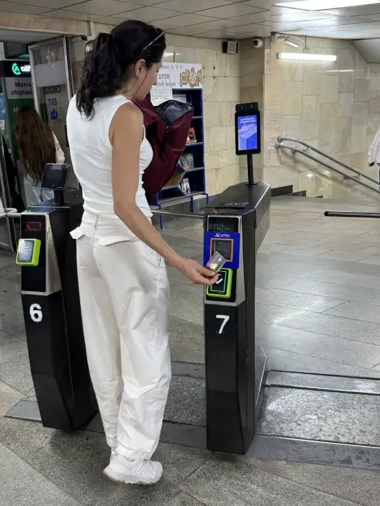 como pagar en el metro tashkent