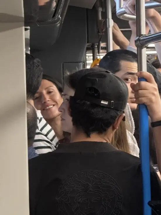Hora punta en el Metro de Tashkent