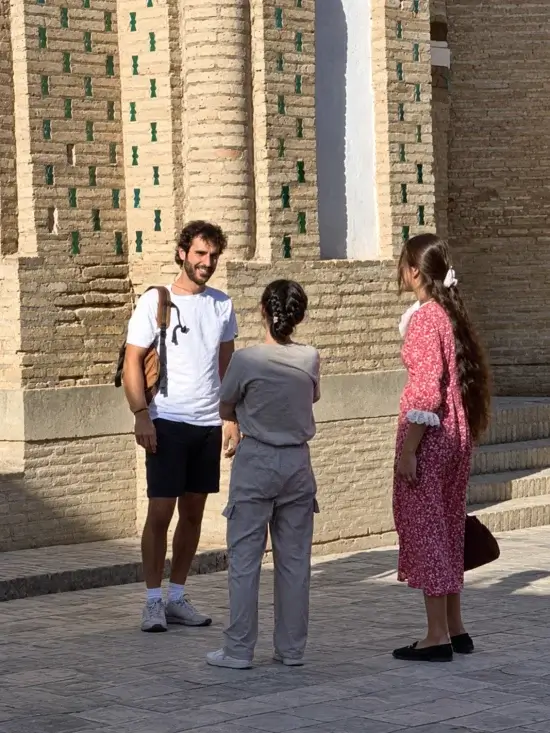 que lengua se habla en uzbekistan