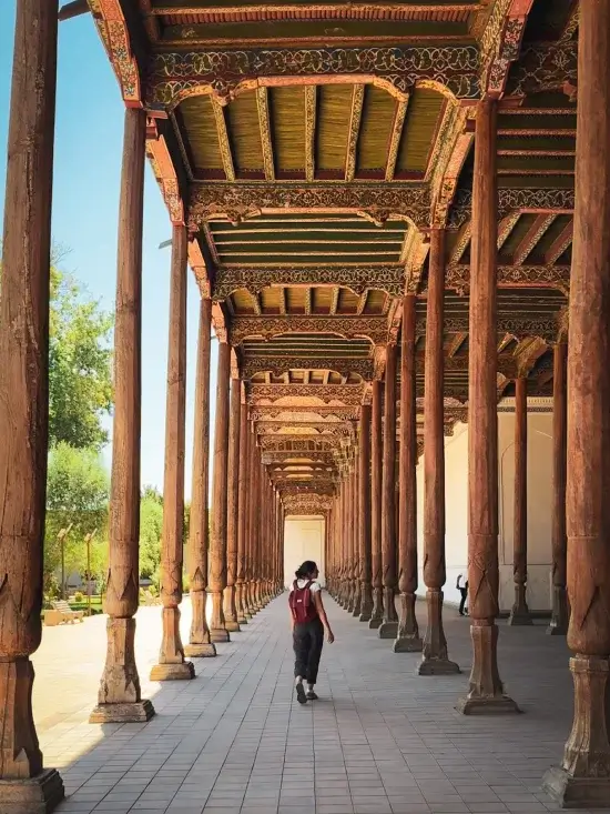que ver en kokand mezquita de los viernes